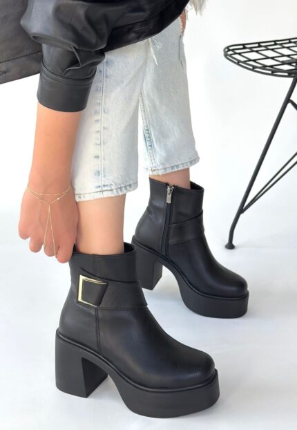 Lonji Siyah Cilt Topuklu Bot Siyah