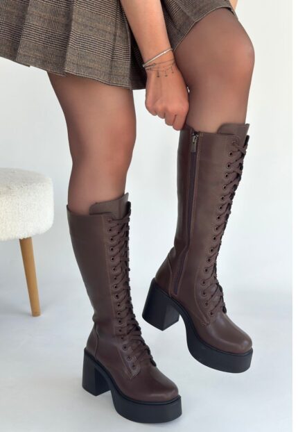 Guay Kahverengi Cilt Bağcıklı Topuklu Çizme Kahverengi