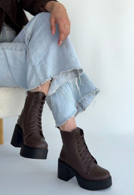 Tsan Kahverengi Cilt Bağcıklı Topuklu Bot Kahverengi