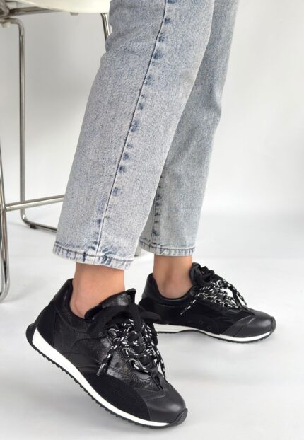 Ranu Siyah Cilt Paraşüt Detaylı Bağcıklı Spor Ayakkabı Siyah